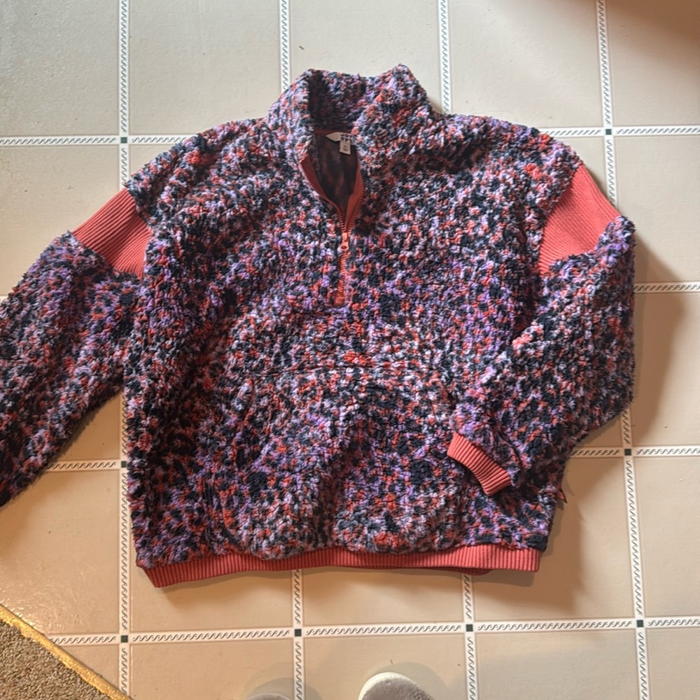 Women’s Fuzzy Fleece Quarter Zip Pullover